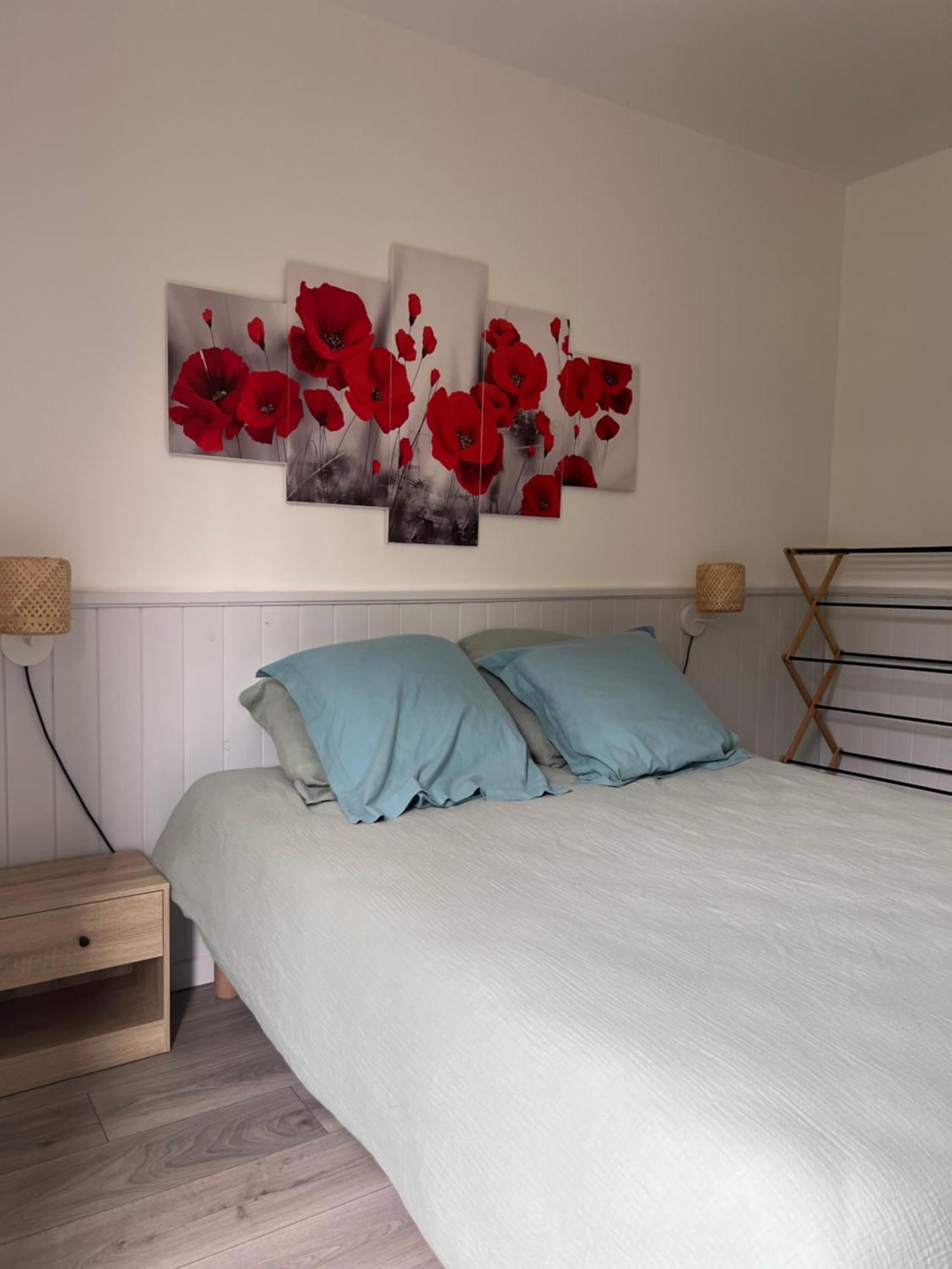 Hotel Un Peu De Campagne à Saint-Gilles-de-la-Neuville Extérieur photo